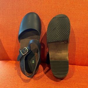 I have worn a few times. Issues with feet and can’t wear them anymore.